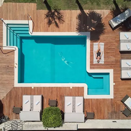 Вилла Luxury Beachfront Palace - Pool,brac *